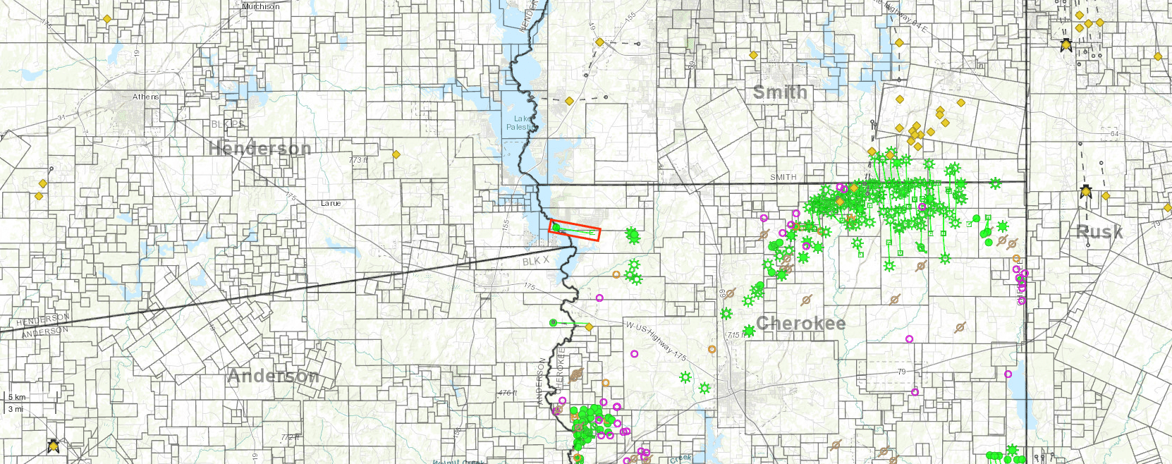 Cherokee County mineral rights listing 401293: Lionhead Unit location and surrounding oil and gas wells